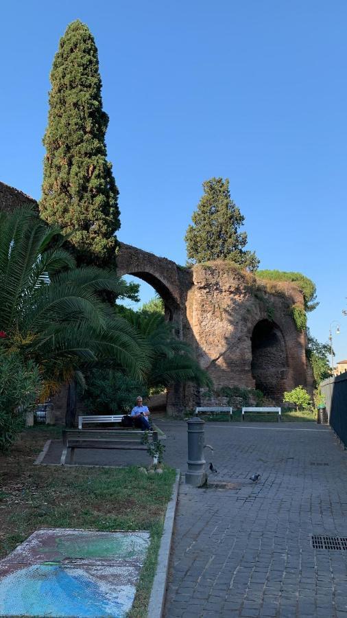 Aqua Claudia And Anio Novus Apartments Roma Exterior foto